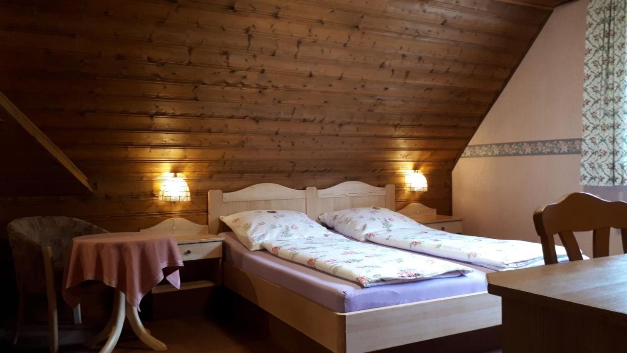 Gaestehaus "Gisela" Im Fuerstlichen Fischhaus Schillingsfürst Exteriér fotografie