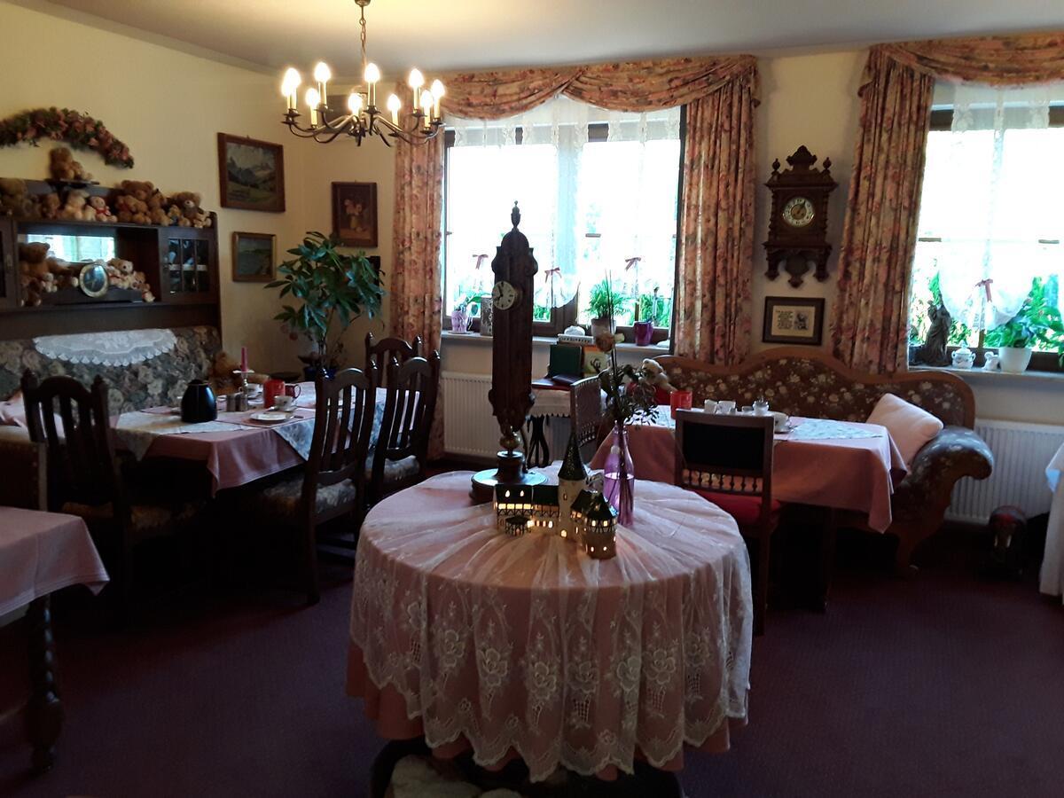 Gaestehaus "Gisela" Im Fuerstlichen Fischhaus Schillingsfürst Exteriér fotografie