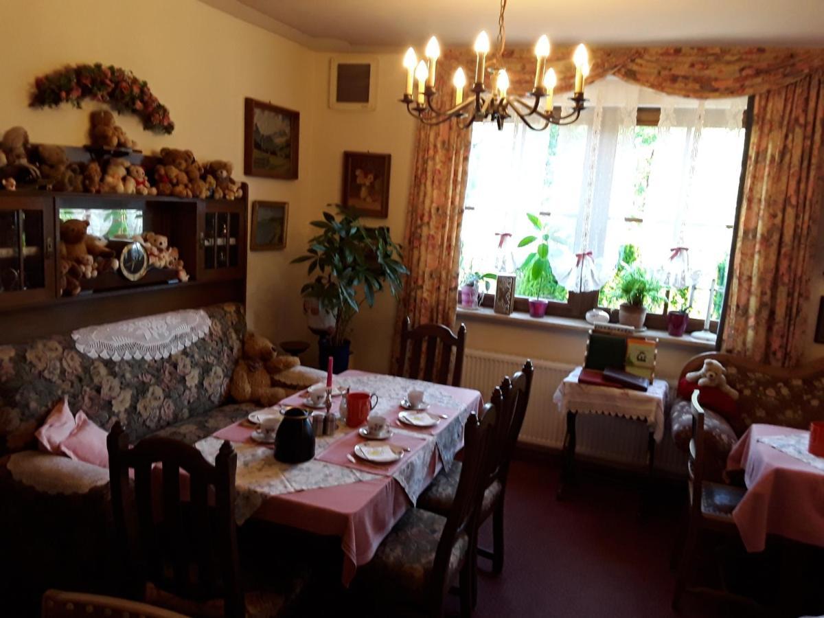 Gaestehaus "Gisela" Im Fuerstlichen Fischhaus Schillingsfürst Exteriér fotografie