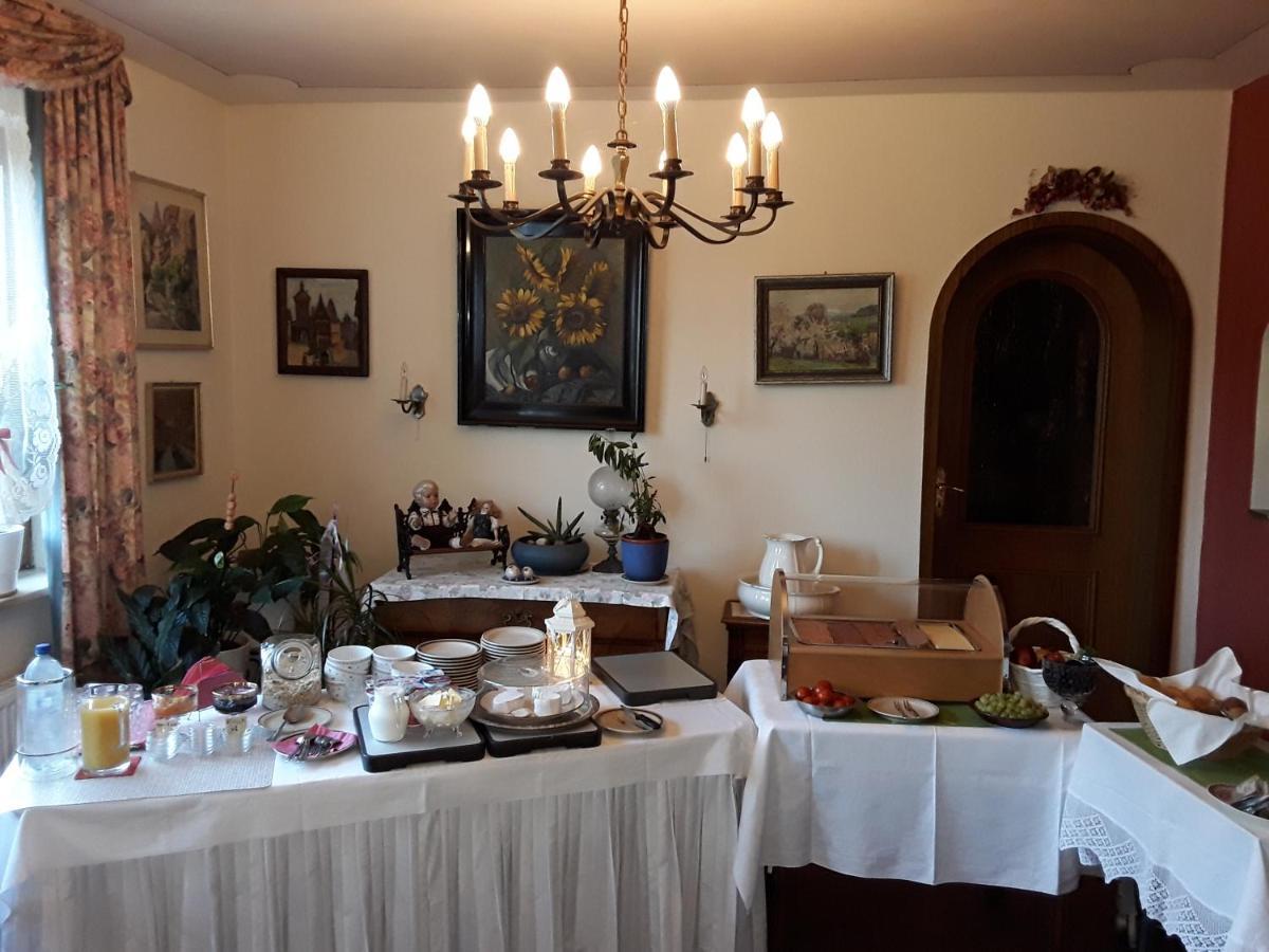 Gaestehaus "Gisela" Im Fuerstlichen Fischhaus Schillingsfürst Exteriér fotografie