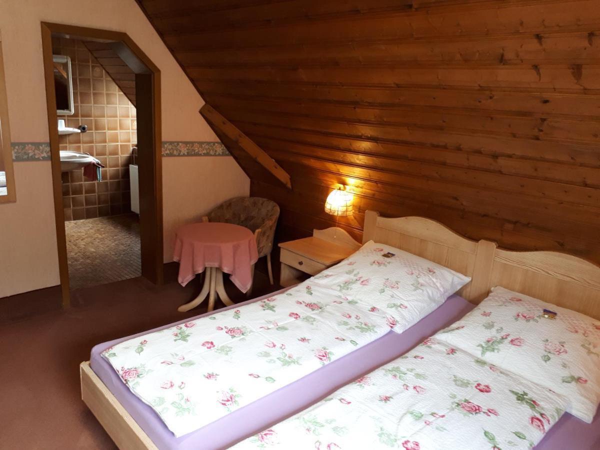 Gaestehaus "Gisela" Im Fuerstlichen Fischhaus Schillingsfürst Exteriér fotografie