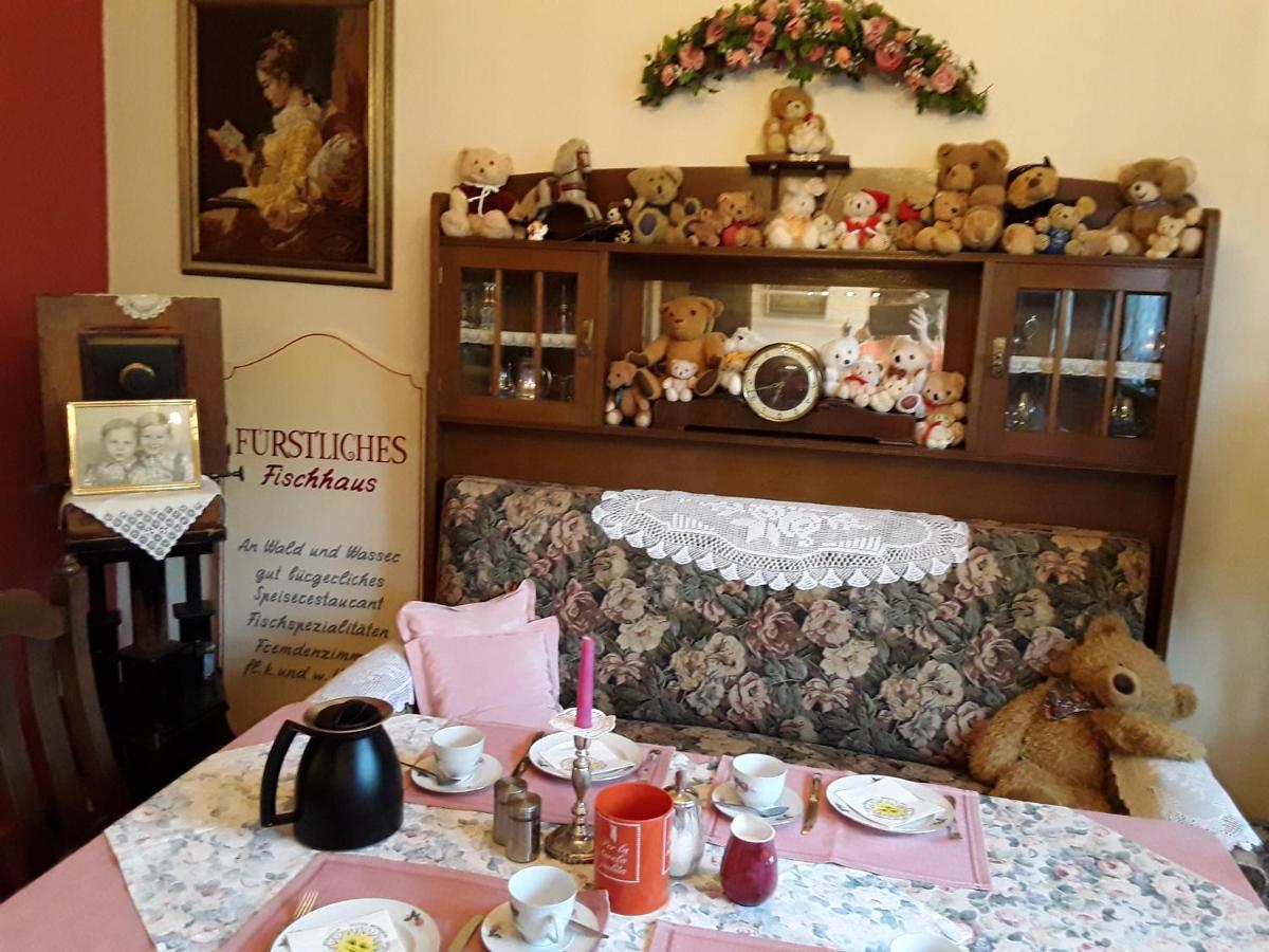 Gaestehaus "Gisela" Im Fuerstlichen Fischhaus Schillingsfürst Exteriér fotografie
